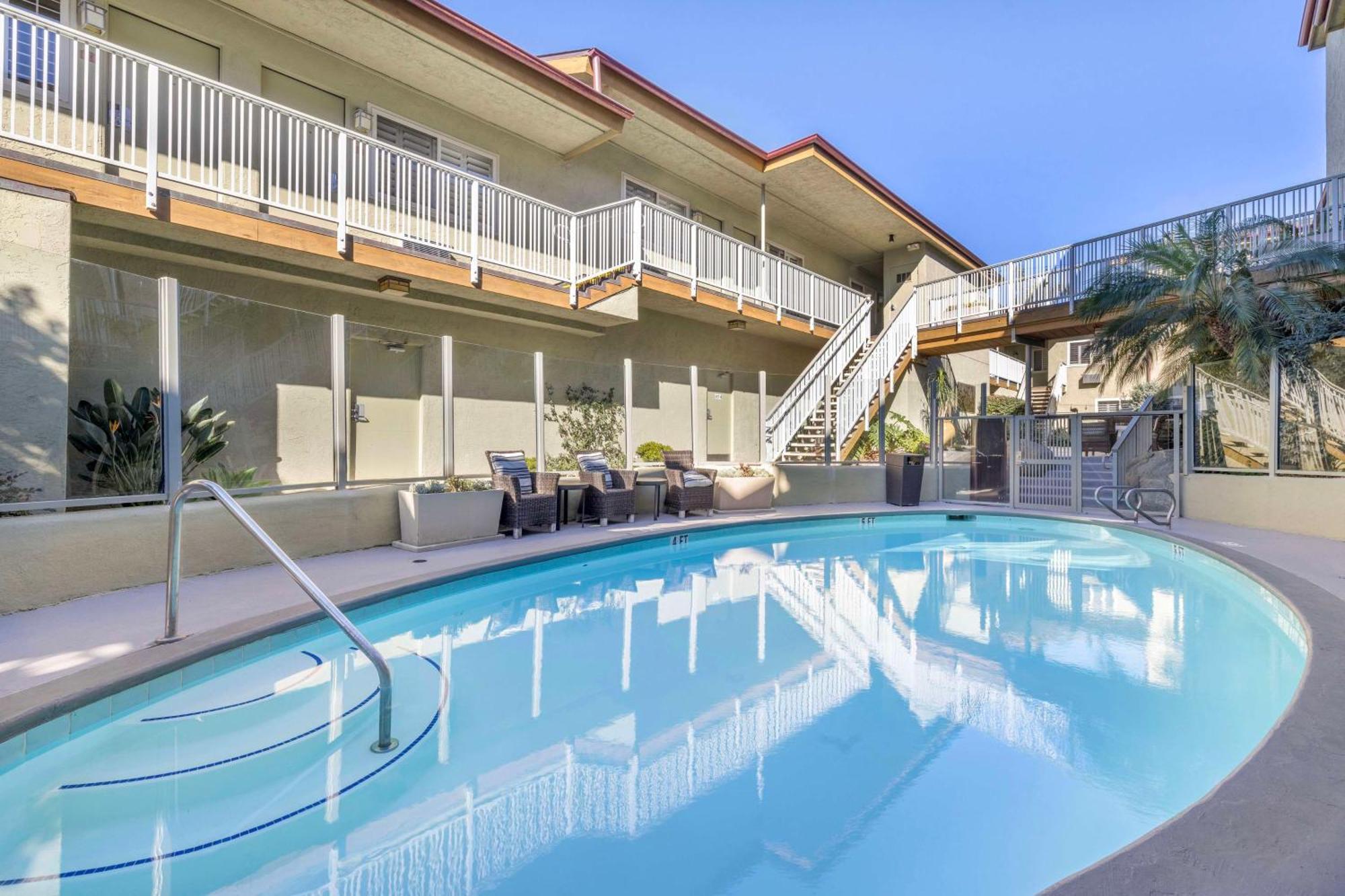 Best Western Plus Beach View Lodge קארסלבד מראה חיצוני תמונה